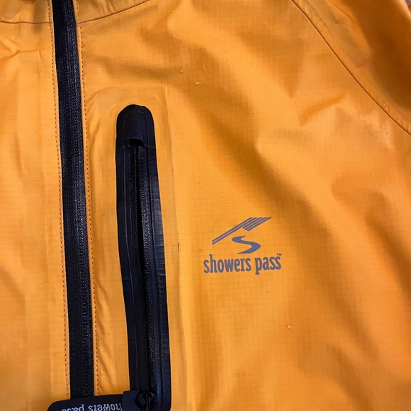 women’s small cycling jacket - Picture 4 of 9